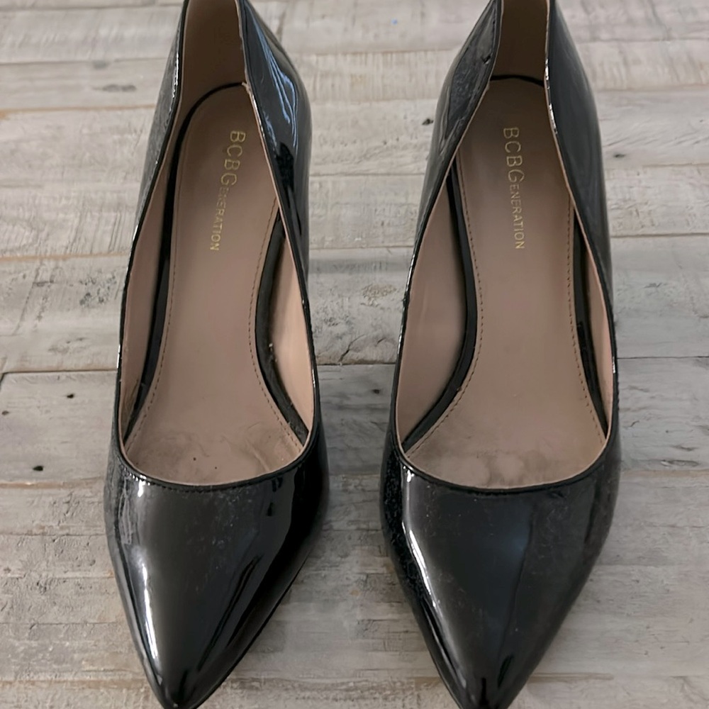 Black dress shoes